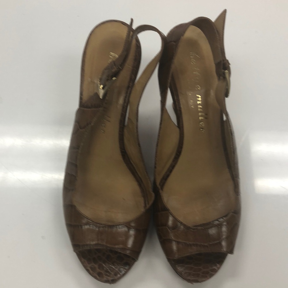 Bettye muller wedge leather sandals SZ 39